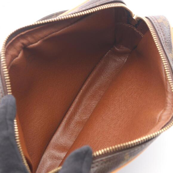 LOUIS VUITTON Authentic Brown Monogram Leather Shoulder Bag